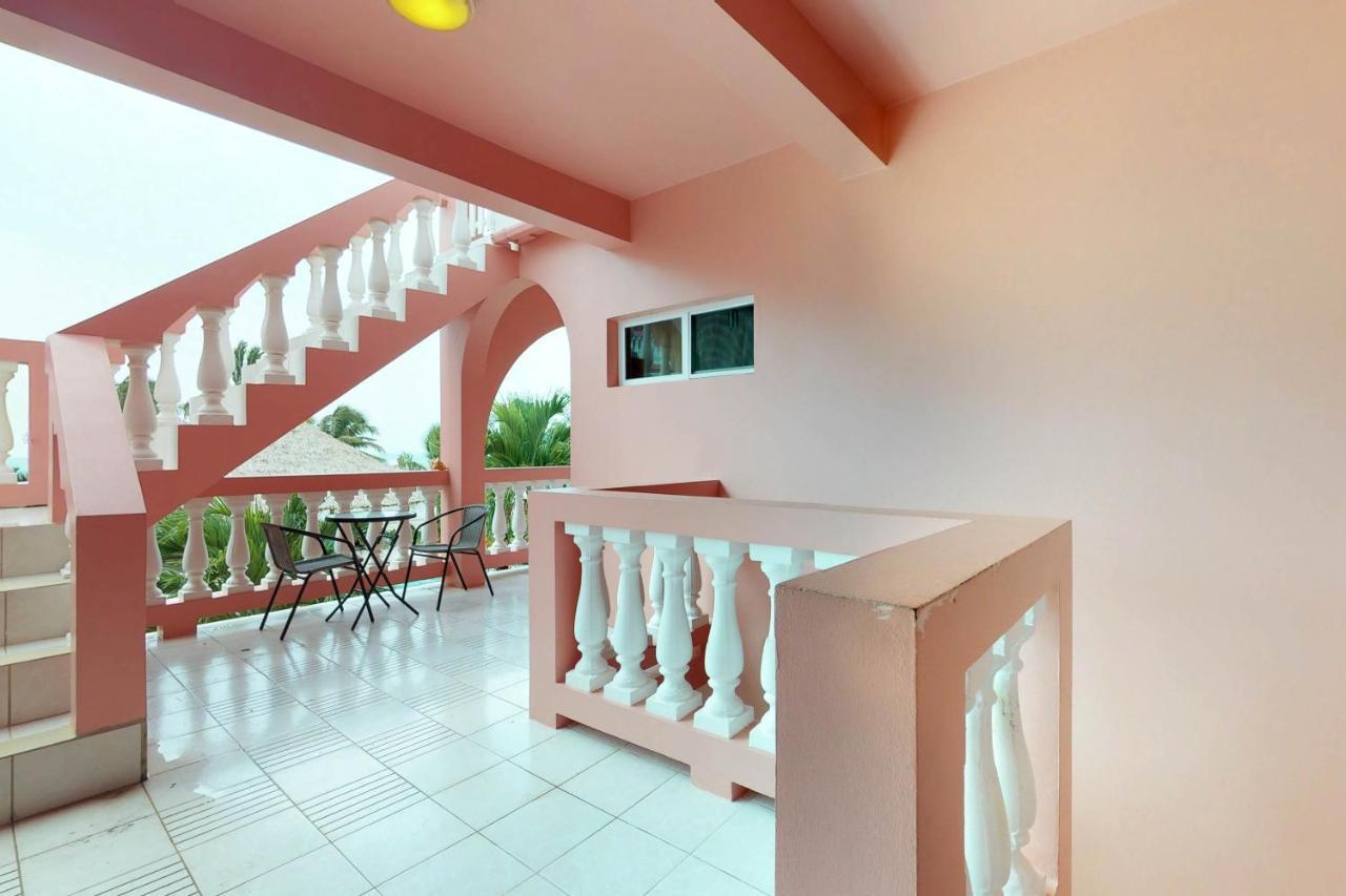 Hotel Caribbean Lily @ Caribe Island San Pedro  Zewnętrze zdjęcie